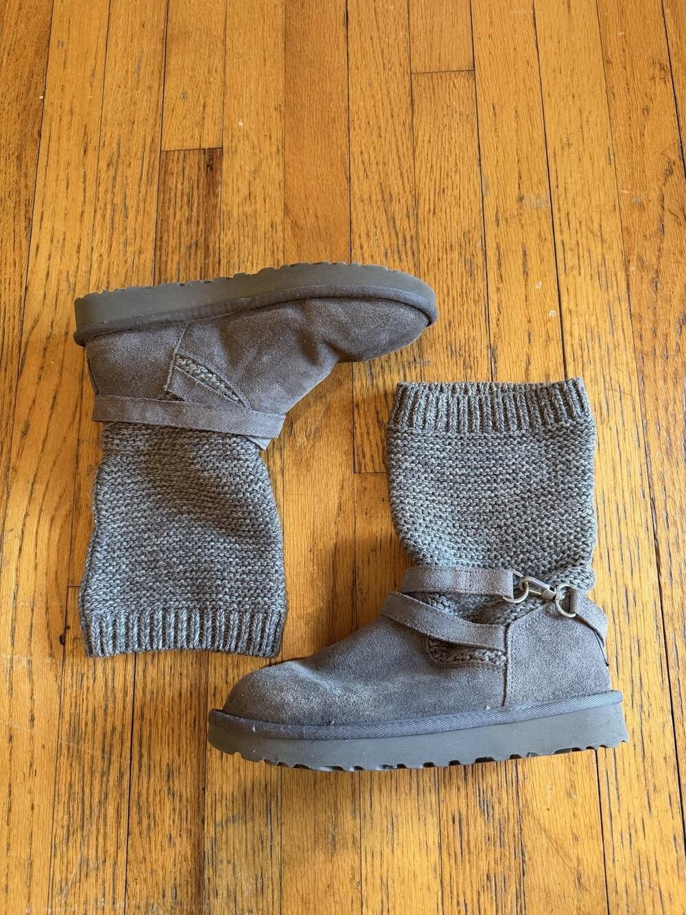 UGG Boots Womens Size 8 Gray Suede Knit Shaft Shearling Lined Pull On Mid Calf
